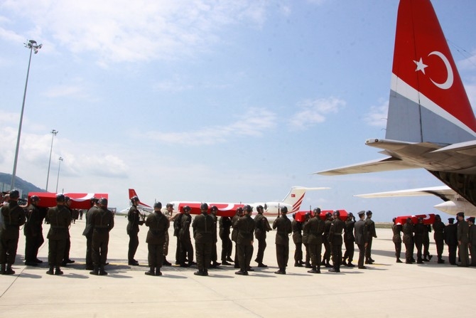 7 Şehide Ordu-Giresun Havalanı’nda Tören Düzenlendi 5
