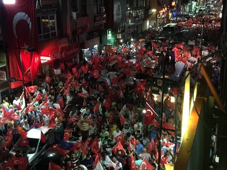 Rize'de Tek Ses! Rizeli Uyuma Devletine Sahip Çık Sesleri... 13