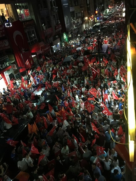 Rize'de Tek Ses! Rizeli Uyuma Devletine Sahip Çık Sesleri... 14