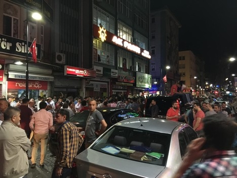 Rize'de Tek Ses! Rizeli Uyuma Devletine Sahip Çık Sesleri... 33