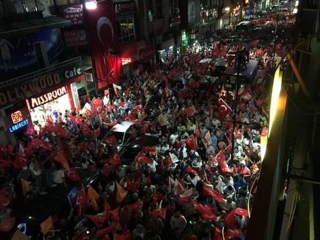 Rize'de Tek Ses! Rizeli Uyuma Devletine Sahip Çık Sesleri... 9