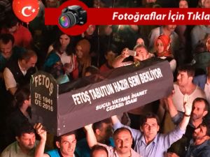 Fethullah Gülen'in Temsili Tabutu Dolaştırıldı