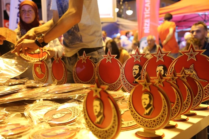 Rizeliler Meydanı Terketmiyor 42