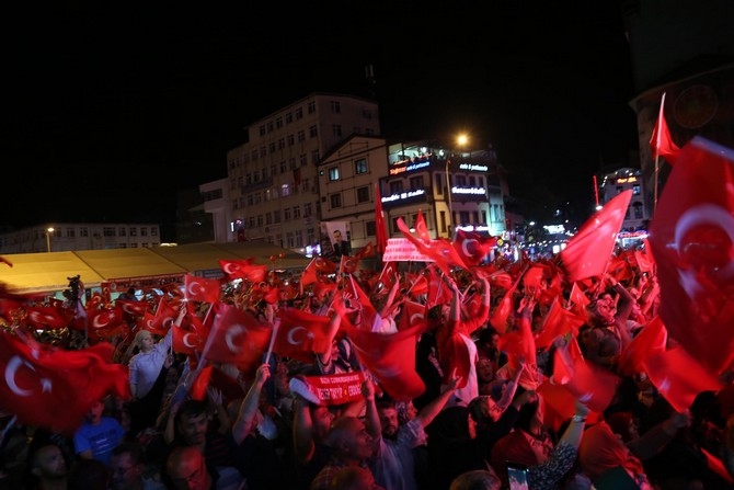 Rize'de Demokrasi Nöbeti Sürüyor 36