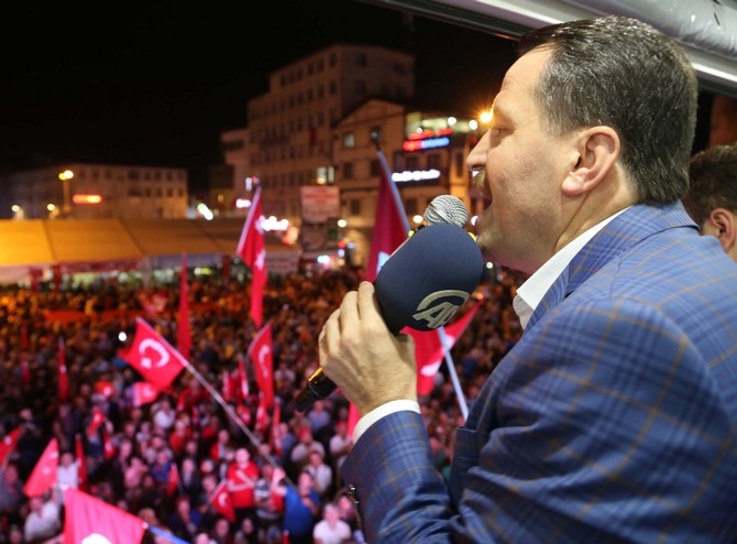 Memur Sen Başkanı Ali Yalçın Rize'de Demokrasi Nöbetinde 10