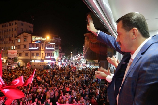 Memur Sen Başkanı Ali Yalçın Rize'de Demokrasi Nöbetinde 5