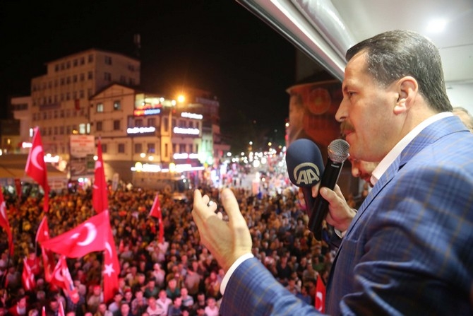 Memur Sen Başkanı Ali Yalçın Rize'de Demokrasi Nöbetinde 7