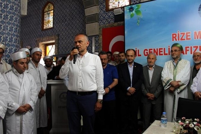 Rize'de 524 Hafız Törenle İcazet Belgelerini Aldı 40