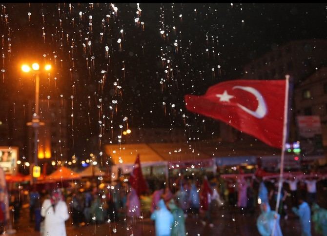Rize'de Yağmurun Demokrasi Nöbetçileri 22