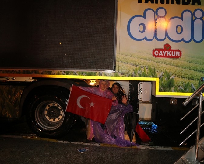 Rize'de Yağmurun Demokrasi Nöbetçileri 45