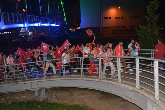 Rize'de Yağmurun Demokrasi Nöbetçileri 9