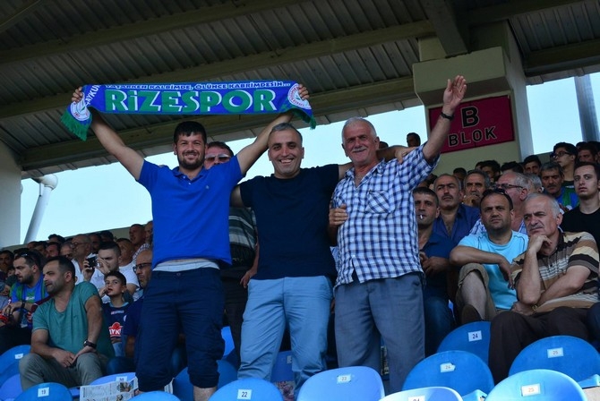 Rizespor - Akhisar Belediyespor Maç Fotoğrafları 22