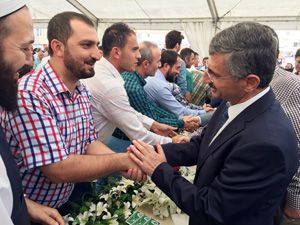 Rize'de Çadırda Toplu Bayramlaşma