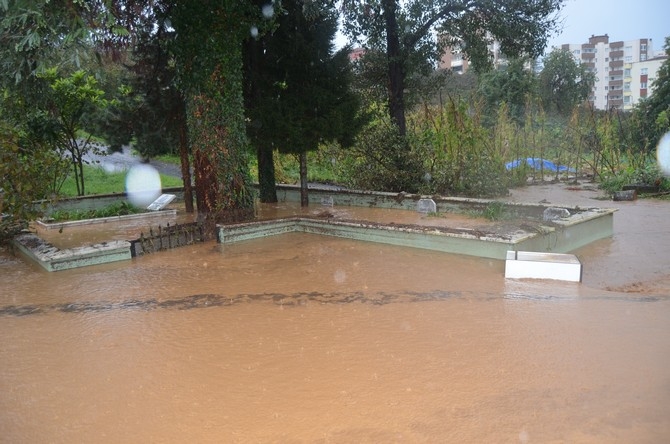 Trabzon ve Giresun'da şiddetli yağış 17
