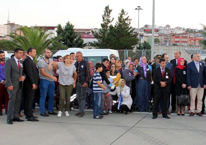 Şehit uzman çavuş Tunçel'in cenazesi Trabzon'a getirildi 11