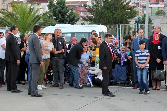 Şehit uzman çavuş Tunçel'in cenazesi Trabzon'a getirildi 5