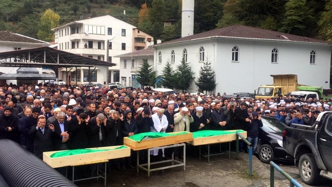 Rize’de Silahlı Saldırıda Ölen 3 Kişi Ebediyete Uğurlandı 4