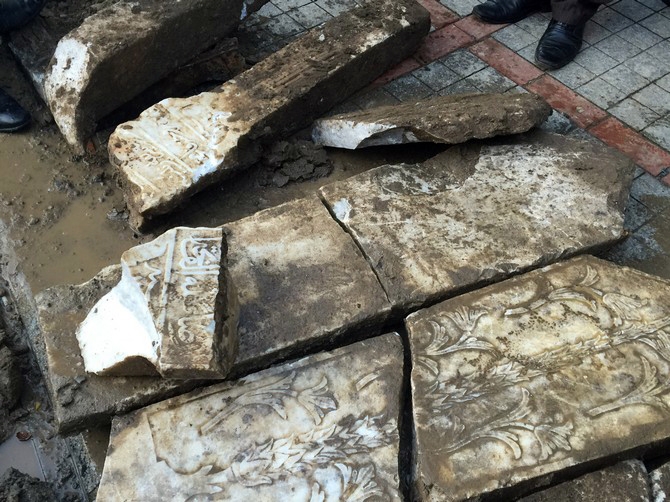 Rize'de 280 Yıl Öncesine Ait Mezar Taşları Bulundu 9