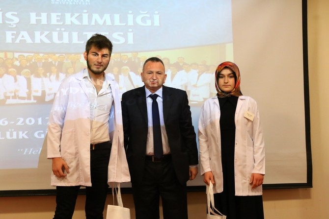 RTEÜ Diş Hekimliği Fakültesi Öğrencileri Önlüklerini Giydi 12