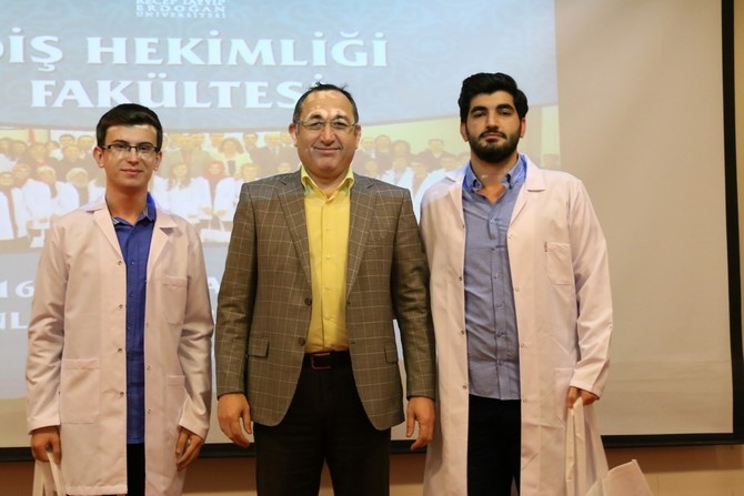 RTEÜ Diş Hekimliği Fakültesi Öğrencileri Önlüklerini Giydi 14