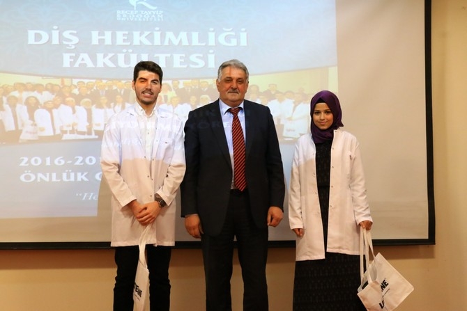 RTEÜ Diş Hekimliği Fakültesi Öğrencileri Önlüklerini Giydi 9