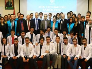 RTEÜ Diş Hekimliği Fakültesi Öğrencileri Önlüklerini Giydi