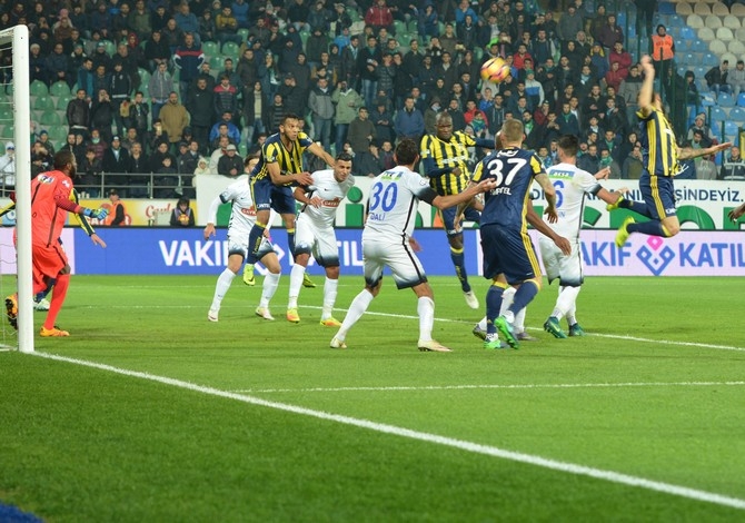 Rizespor-Fenerbahçe Maçından Fotoğraflar 29