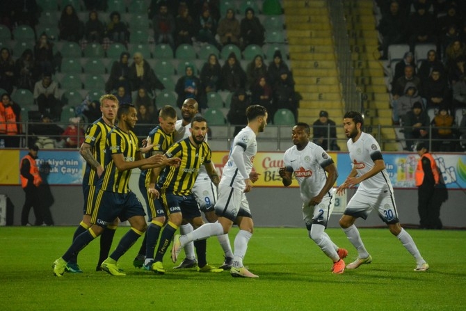 Rizespor-Fenerbahçe Maçından Fotoğraflar 4