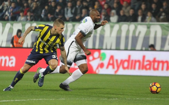 Rizespor-Fenerbahçe Maçından Fotoğraflar 76