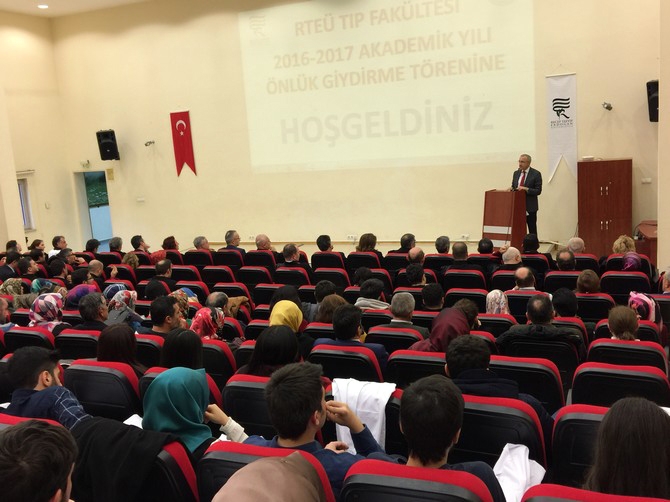 RTEÜ Tıp Fakültesi Öğrencileri Önlüklerini Giydi 20