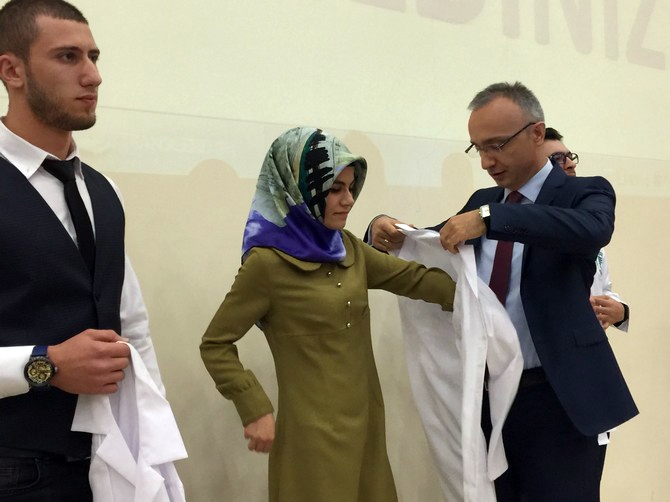 RTEÜ Tıp Fakültesi Öğrencileri Önlüklerini Giydi 34