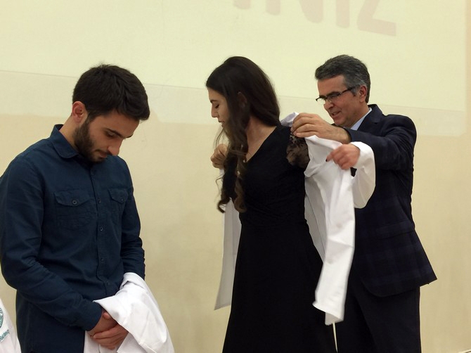 RTEÜ Tıp Fakültesi Öğrencileri Önlüklerini Giydi 38