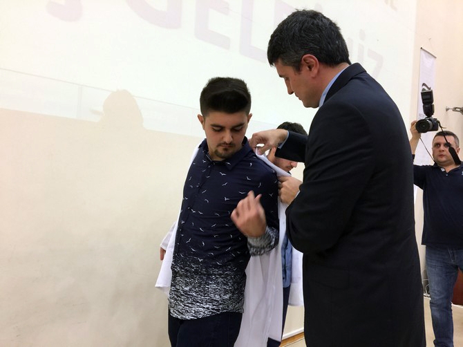 RTEÜ Tıp Fakültesi Öğrencileri Önlüklerini Giydi 53