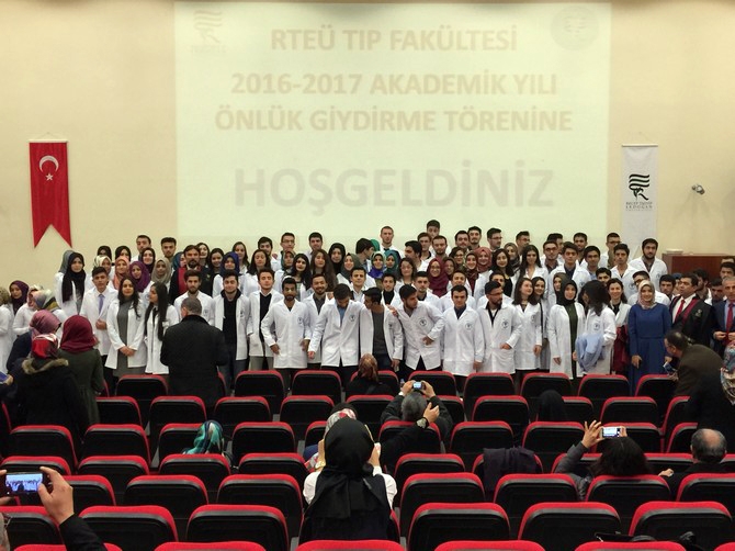 RTEÜ Tıp Fakültesi Öğrencileri Önlüklerini Giydi 66