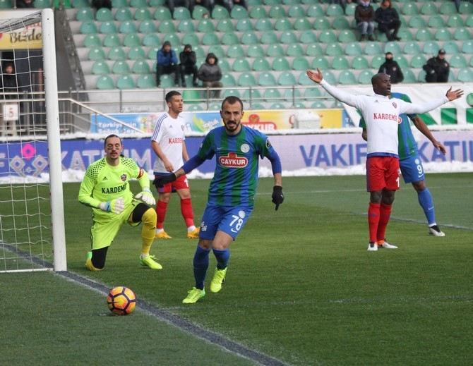 Çaykur Rizespor-Kardemir Karabükspor Maç Fotoğrafları 15