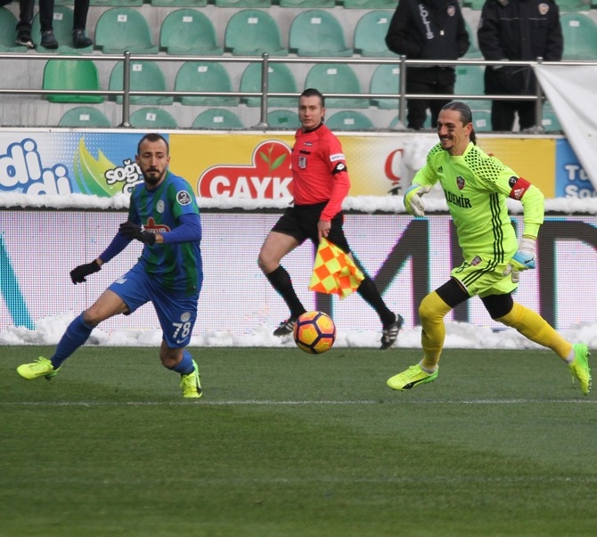 Çaykur Rizespor-Kardemir Karabükspor Maç Fotoğrafları 20