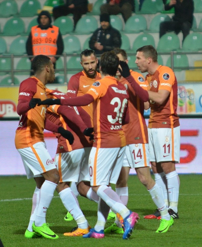 Çaykur Rizespor-Galatasaray Maç Fotoğrafları 40