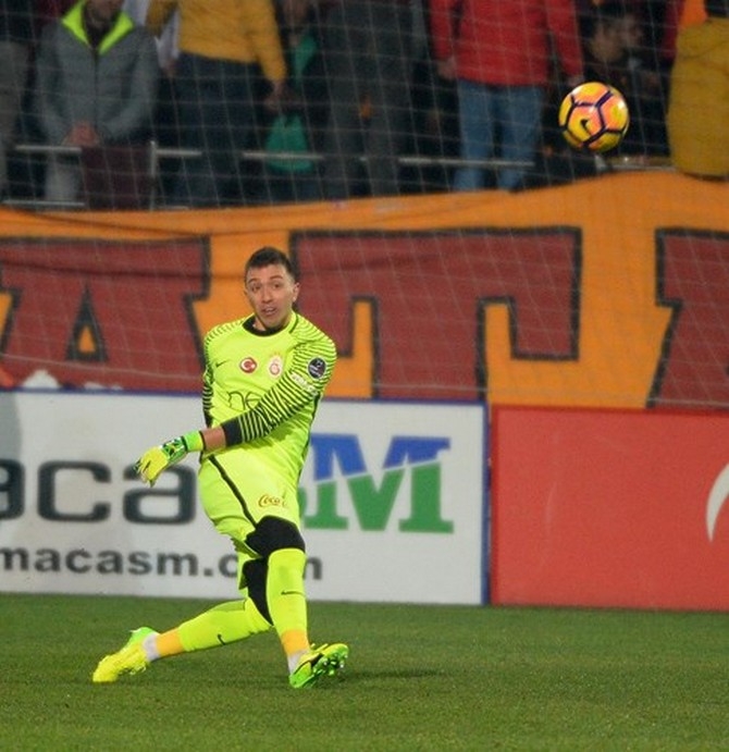 Çaykur Rizespor-Galatasaray Maç Fotoğrafları 44