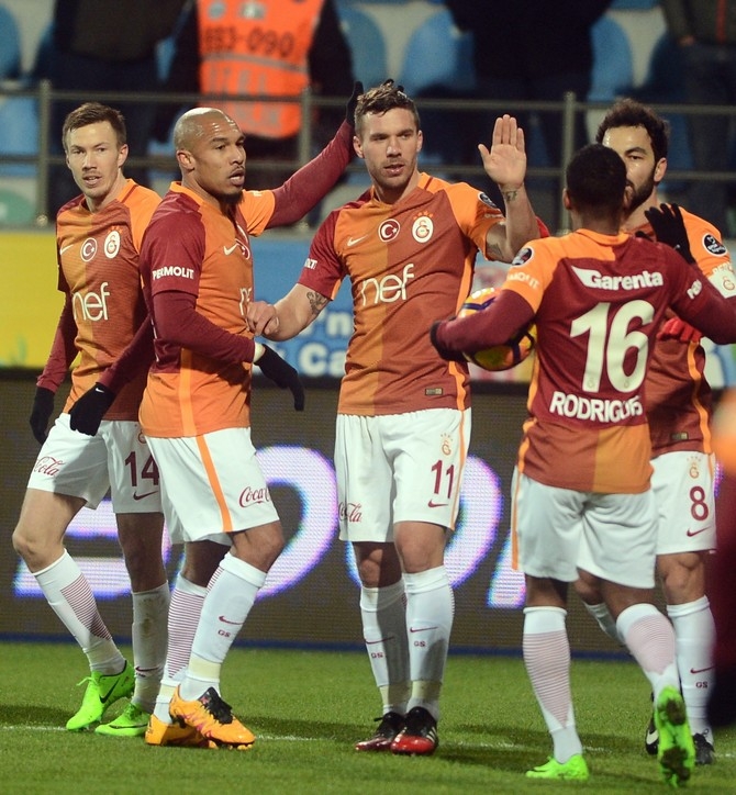 Çaykur Rizespor-Galatasaray Maç Fotoğrafları 63