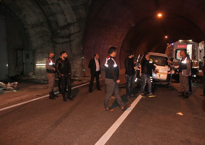 Rize'de Tünelde Korkunç Kaza 2 Ölü 5