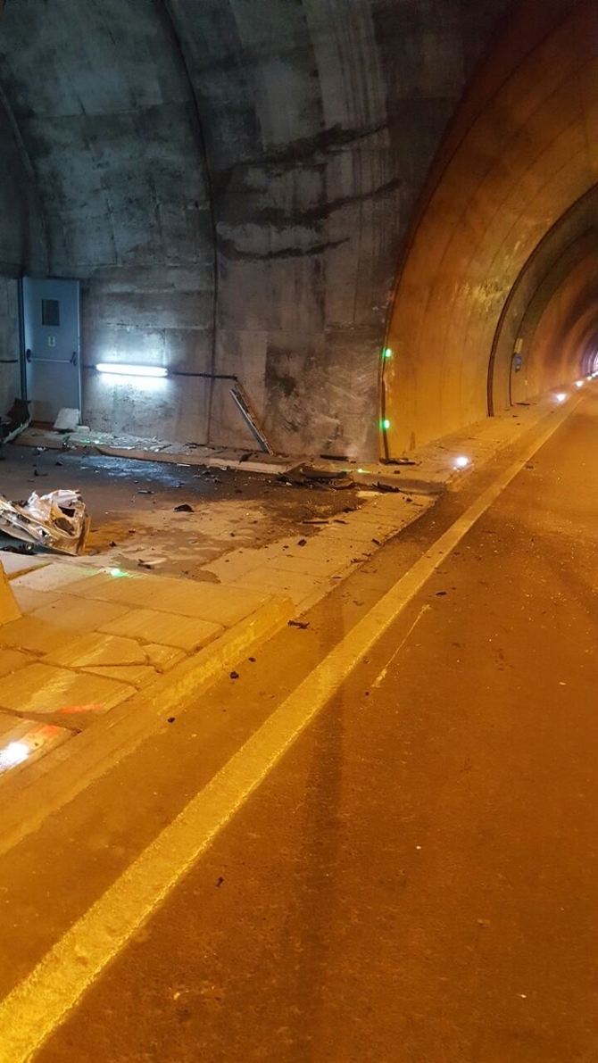 Rize'de Tünelde Korkunç Kaza 2 Ölü 7