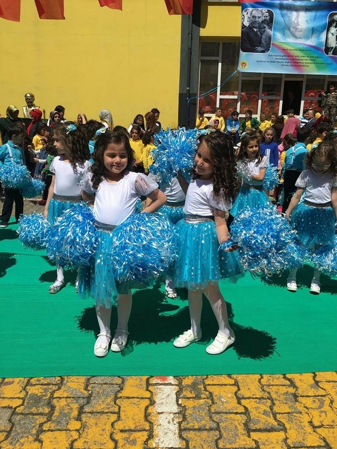 Rize'de 23 Nisan Etkinlikleri Okullarda Devam Ediyor 15