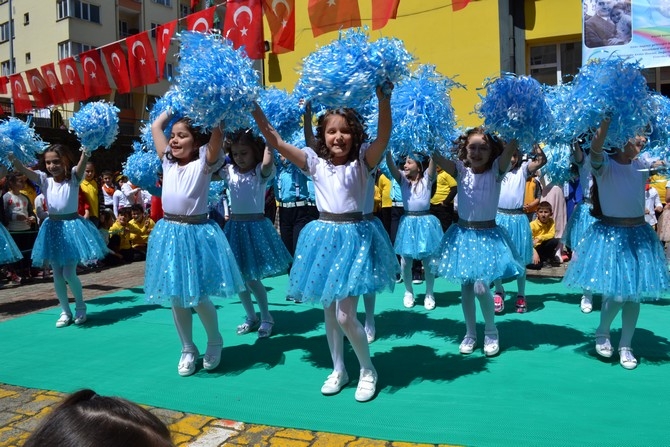 Rize'de 23 Nisan Etkinlikleri Okullarda Devam Ediyor 19