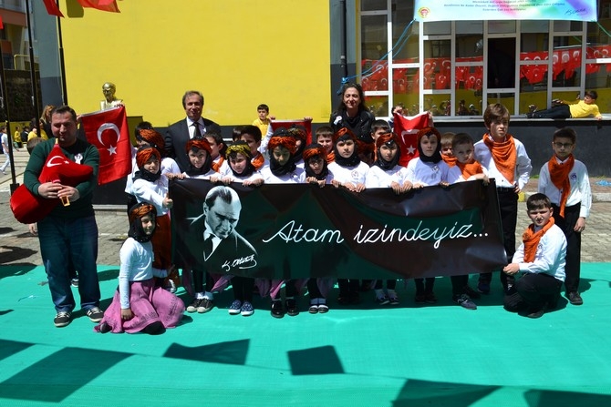 Rize'de 23 Nisan Etkinlikleri Okullarda Devam Ediyor 25