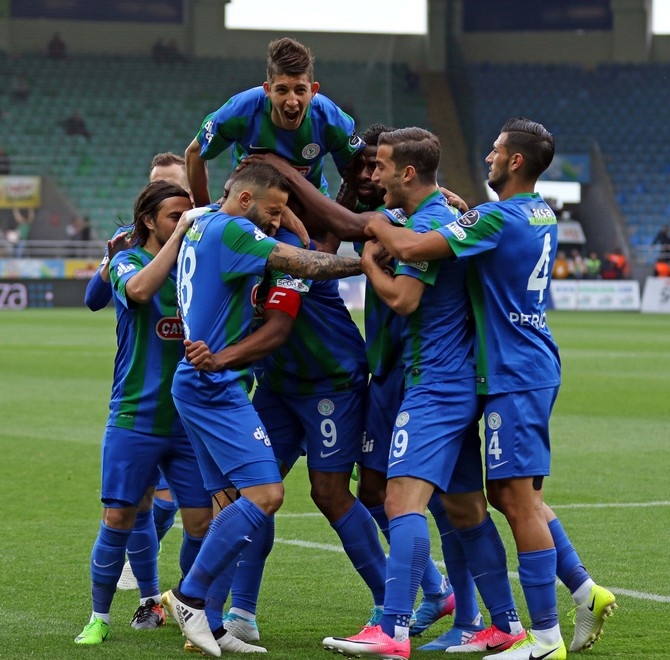 Rizespor-Bursaspor Maçı Fotoğrafları 18