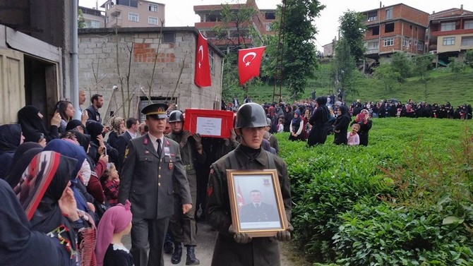 Rize Şehidi Fazlıoğlu'nun Cenazesi Rize'de 9