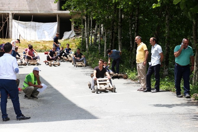 Rize'de "Laz Ralli" tahta araba şenliği 3