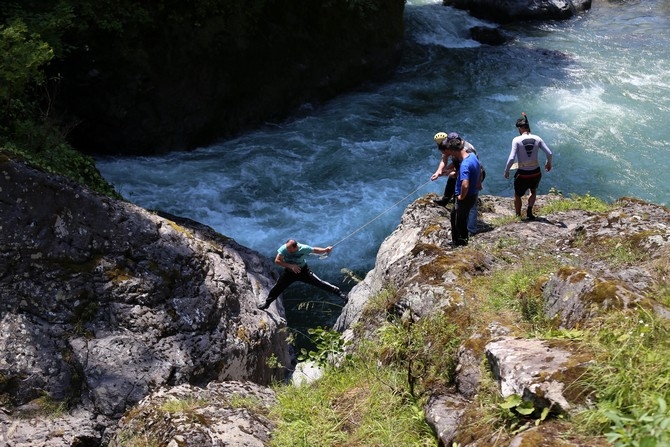 Rize, Nehir için seferber oldu 9