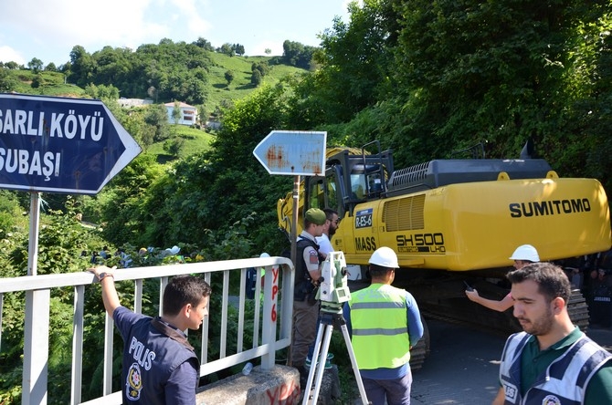 Rize havalimanı dolgu çalışmaları jandarma ve polis eşliğinde başladı 4