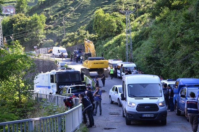 Rize havalimanı dolgu çalışmaları jandarma ve polis eşliğinde başladı 9